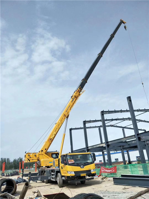 高要区超高层建筑钢结构吊装案例